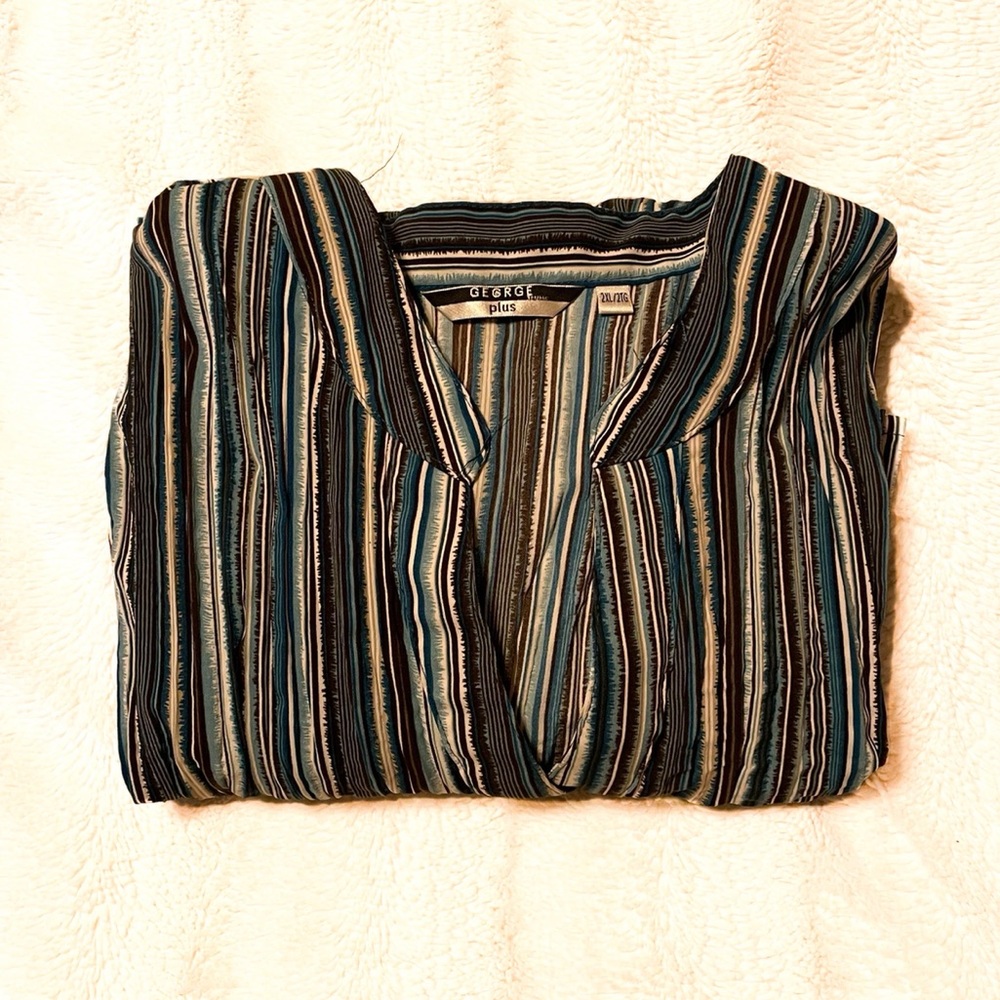 Short sleeved blouse